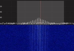 Signal as NOAA-18 is directly overhead (note ‘lean’ on waterfall)